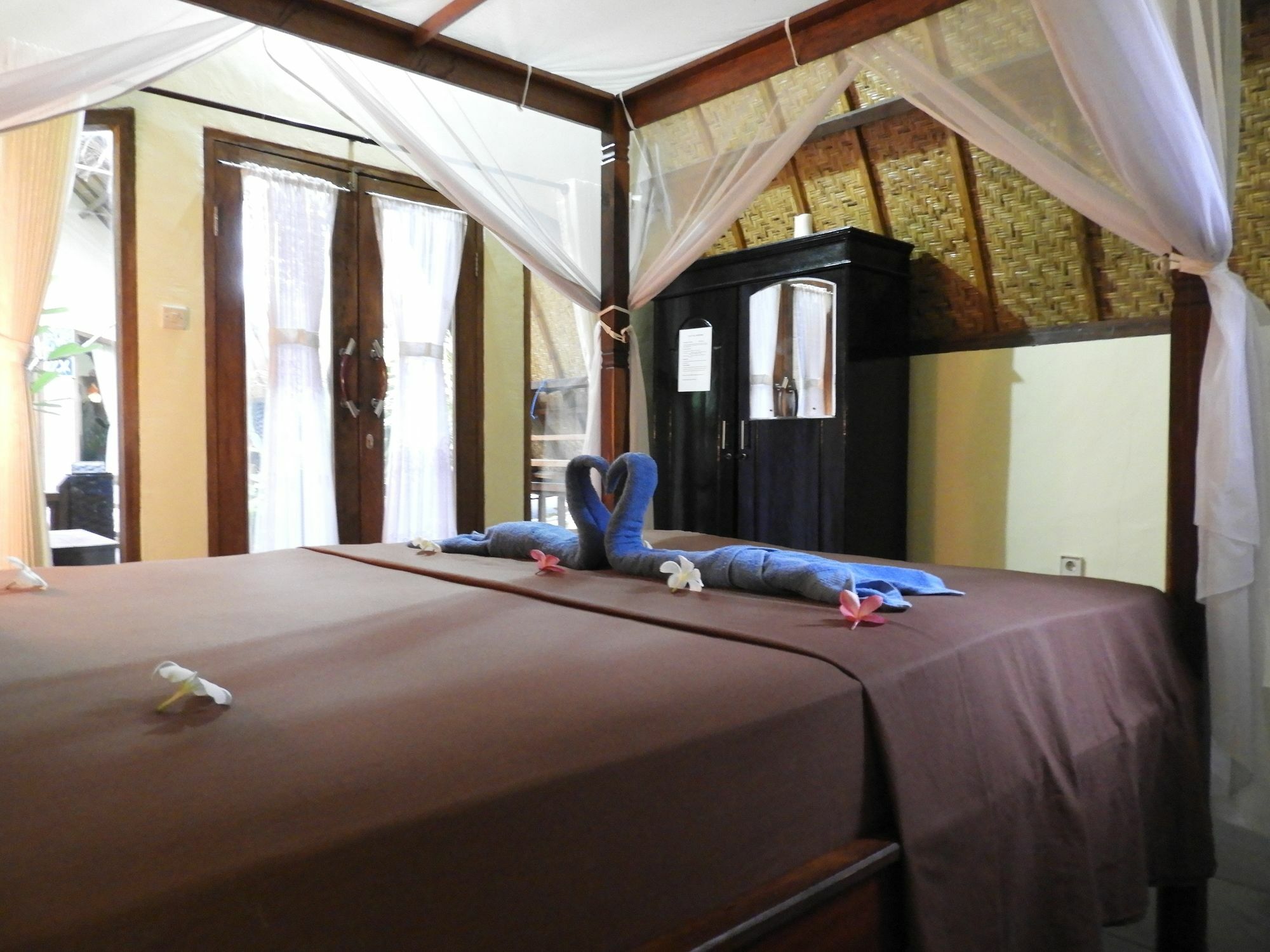 Toro Toro Bungalow Νησιά Γκίλι Εξωτερικό φωτογραφία